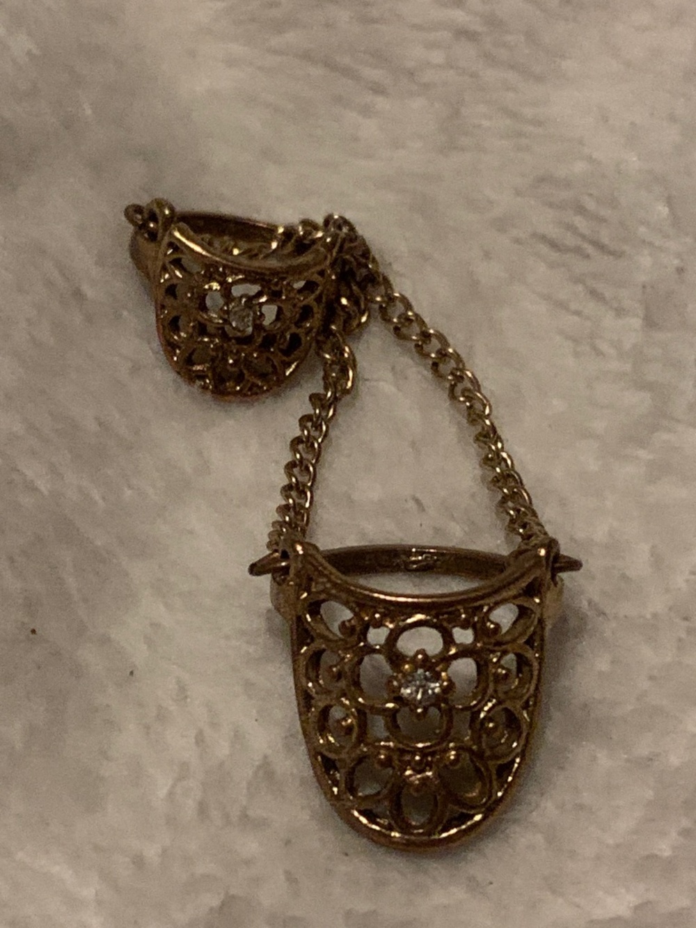Gold Filigree Double-Connector Ring with Chain